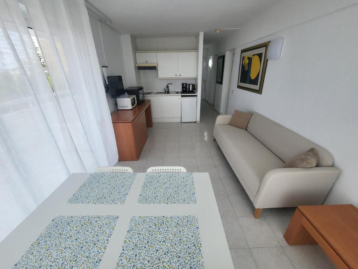 Cozy Apartment Near The Beach Playa de las Americas  Eksteriør bilde